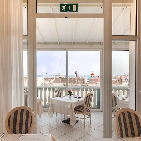 Hotel Baia Imperiale Rimini Luaran gambar