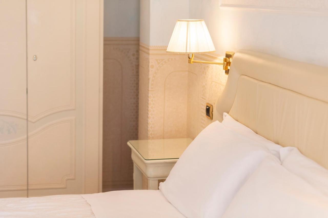 Hotel Baia Imperiale Rimini Luaran gambar