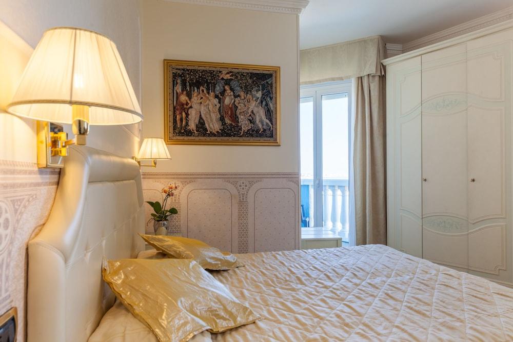 Hotel Baia Imperiale Rimini Luaran gambar